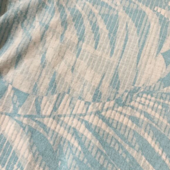 Chico's Blouse Sz 0 (Small) Aqua Blue Floral Tunic Soft Asymmetrical Beachy - Picture 8 of 15